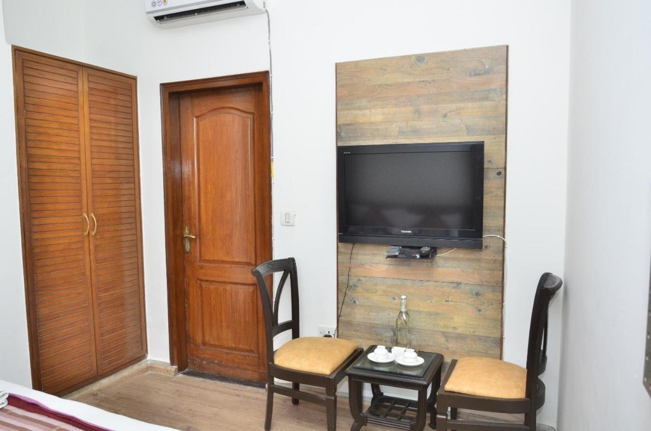 Ddr Hotel Residency Gurgaon Exterior foto